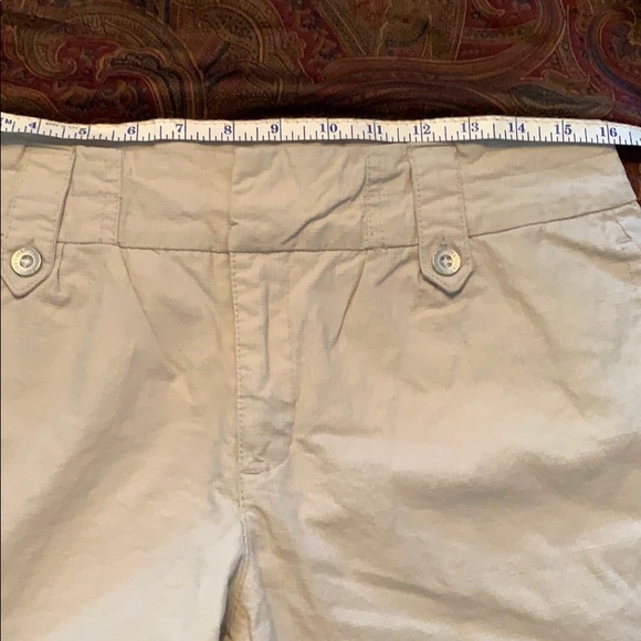 🔥3/$10 Jeanstar size 8 cuffed shorts cream - Picture 5 of 6